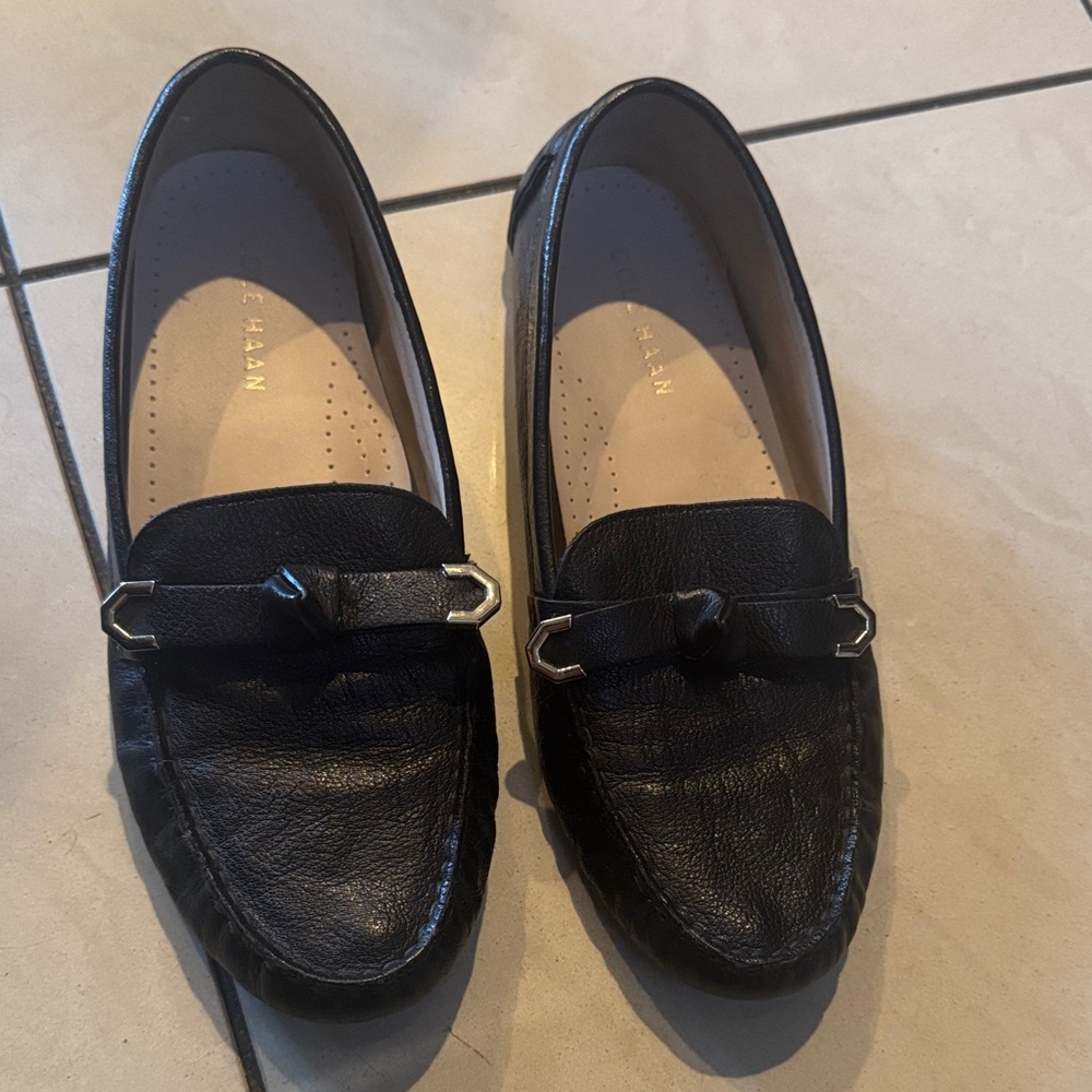 Cole Haan Black Leather Evelyn Driver